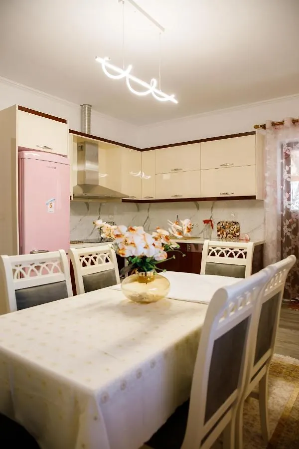 The Luxe Apartments Gjirokastër Albanië