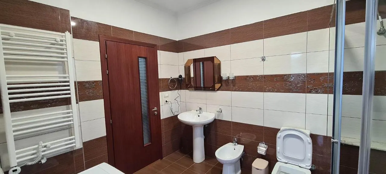 The Luxe Apartments Gjirokastër 0*,  Albanië